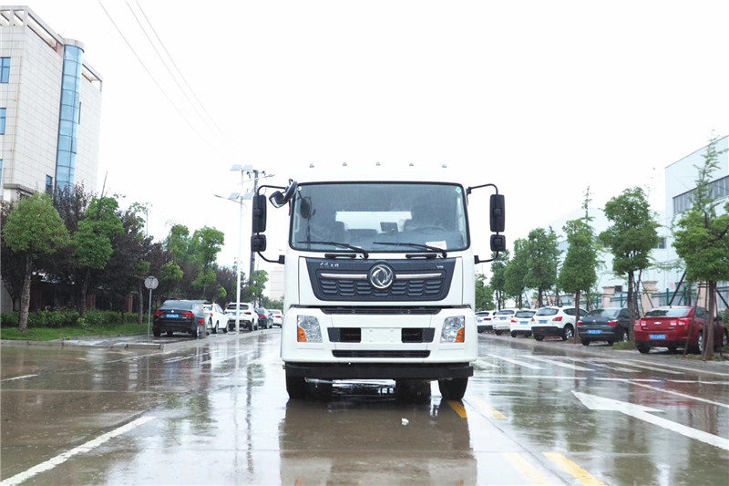 東風(fēng)天龍后八輪20噸噴霧車，國六綠化噴灑車